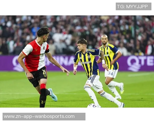 费耶诺德争冠梦碎范佩西执教近7轮失11分被PSV拉开13分差距