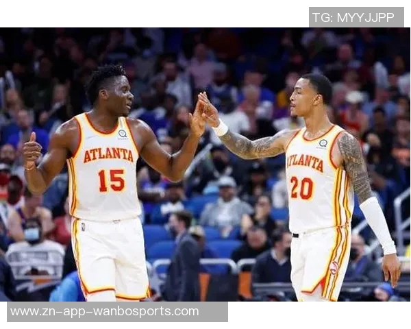 小里评论科林斯合同价值与被吹杨的高薪形成鲜明对比 小里评论科林斯合同价值与被吹杨的高薪形成鲜明对比